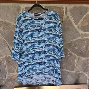APNY Women's Blouse in Blue Pattern